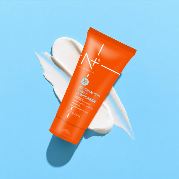 SPF 55 Niacinamide Dewy Sunscreen Cream | Non-Greasy (100 ML)